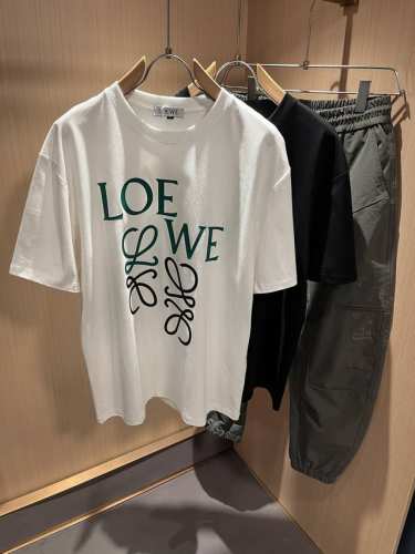 Loe*We罗*威 2025春夏新款男女同款短袖T恤，意大利原厂订单渠道，极具个性高级风，标志Logo图案压胶印花工艺设计！情侣款纯棉短袖T恤！！最新时尚潮流人
