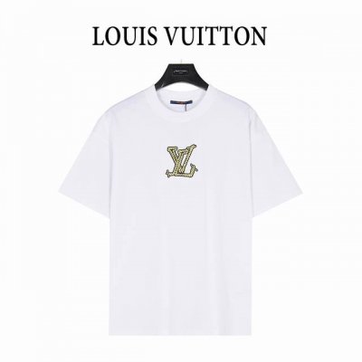 louis Vuitton 路易威登 25Ss 麻绳结刺绣短袖T恤 lovers刺绣贴饰融入25秋冬秀场的套索Ropes元素风格 与后部路易标识相映成趣 优雅设