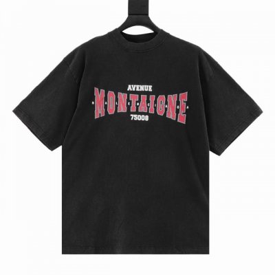 Balenciaga 巴黎世家 24Ss 贴布刺绣字母短袖 9块字母贴布刺绣+破卡定染色织面料百灵达重工刺绣采用重工洗水工艺 这款T恤呈现出独特的质感与色彩 仿