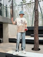 纪梵希 25Ss春夏新款首发专柜最新款短袖圆领T恤 高端订制 设计前卫时尚！品牌Logo重工艺设计 高端定制230克面料.手感柔软.穿着舒适.专柜级别精致车线.