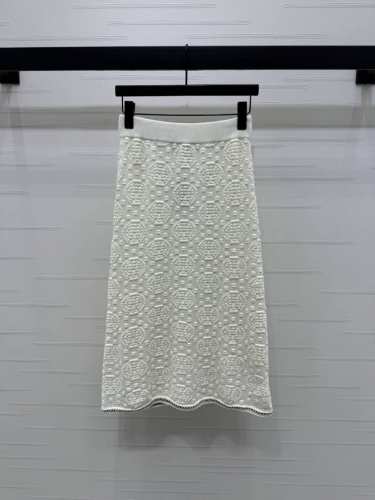 上新原单高端品质 Thom Brown* 2025春夏最新系列！针织裙子！定制羊毛纱线织造 透气舒适 弹力好穿 通体利用钩针肌理交织 勾勒出圆形凹凸纹理图案 凸