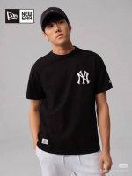 新款上新 New Era纽亦华夏季新款Mlb腰果花运动短袖T恤高级透气情侣Ny印花 选用了260克双纱爽滑棉面料制作而成。精细的做工和清晰的纹路让贴身穿着更加舒