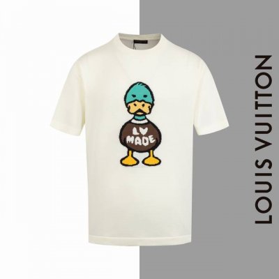款号#Z28 Lv鸭子圆领针织短袖 Louisvuitton官网一致款式 面料：仿羊毛精品纯棉针织 同缸同色织染螺纹 颜色一致 配套：三标齐全 纸板 油纸 码贴