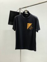 arcteryx 始祖鸟，2025夏季Aw新品，时尚休闲圆领短袖T恤，专柜同步有售，原单狠货，进口原版面料，工艺极度复杂，视觉相当雅致时髦，高贵而优雅，从主体面
