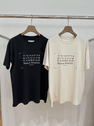 黑色细节图 马吉拉新款宽松Logo短袖 码数Sml