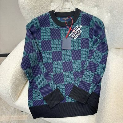 Louis Vuitton路易威登 Lv 24秋冬新款格子毛衣 选用100%全精梳棉纱纱线 织片采用价值47W一台的德国进口斯托尔14针超细机器进行编织 参照原