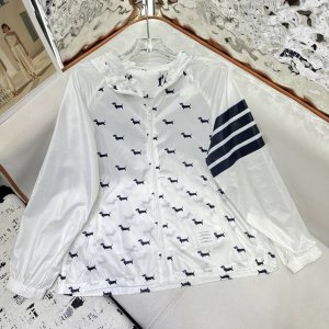 thom Brow*E 25Ss新款连帽防晒风衣外套 狗狗图案印花面料装饰 时尚大方 单色三码 Sml