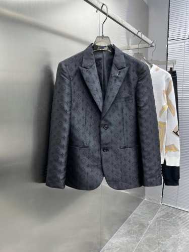 路易威登 Lv 2025Ss春秋新款 西装 西服 ，高端版本！专柜定制面料 透气舒适度高，细节无可挑剔，品牌元素设计理念，体现高品质。手感细腻柔软！呈现休闲裁剪