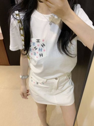 新品上新短袖 半裙 Chane* 香奶儿 洗水棉牛仔半裙短袖套装 高级定制 Chane*小香 25Ss夏季新款小香新款洗水棉牛仔半裙针织短袖 重工刺绣工艺 一套