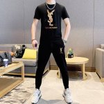 直 Ysl圣罗兰 胖子福音 2025官网同款.世界知名奢侈品牌.夏季男士 双丝光 高品质货套装 采用进口原单面料 ，当季时尚潮流款，百搭爆款。简洁大方，精密的车