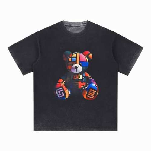 高端品质 Fendi 2025Fall 春夏系列 小熊短袖T恤 采用进口康丽数码直喷印花 定染高品质潮牌32支双纱100%棉洗后280G 成衣件染反底炒色 Os