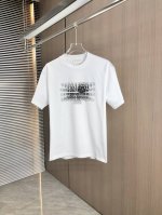 Mm6 马吉拉 2025春夏新款 圆领短袖 网点印花刻字模工艺 采用高克重320克双纱精梳棉面料 微宽松版型 面料手感柔软厚实 男女同款 颜色：黑 白 码数：S