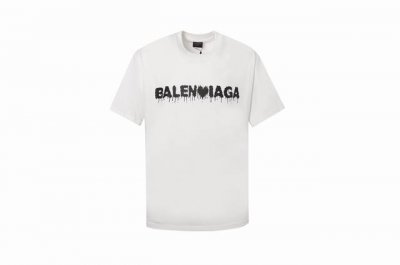 2419款 新款 高品质 balenciga 巴黎世家 Ss 爱心字母T恤 定制纯棉双纱245克面料 对色定染面料 高水平印花工艺 简约大气 采用进口水浆材质