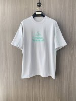 p230 西太后 Xs-L 阔版 2025春夏Aw新品，时尚休闲圆领短袖T恤，专柜同步有售，原单狠货，进口原版面料，工艺极度复杂，视觉相当雅致时髦，高贵而优雅，