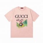 Gucci 古驰 2025新款 数码直喷趣味猫咪Logo 男女同款 短袖T恤 定制300克100 双纱纯棉面料 康丽数码直喷工艺 定染32支双股螺纹 领标吊牌主