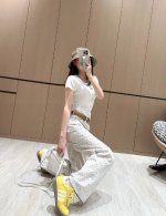 高定版 提花版本 Celine 瑟琳中古风菱格满印Logo直筒牛仔裤 集美们，都去试试这条菱格纹裤子 版型好修饰腿型 真的好显瘦 穿上就不想脱了 随意搭配就是很