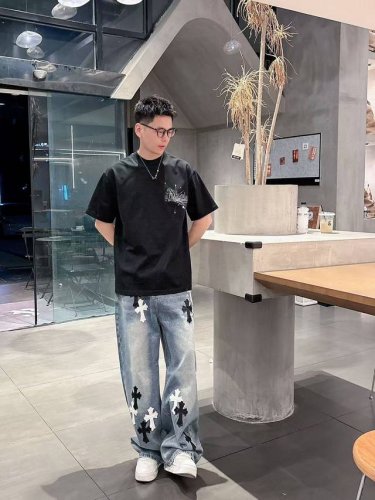 2025夏季新款 巴黎世家 凹凸工艺 手绘休闲T恤 定制260G高支100%纯棉面料 宽松版型 工艺精细 舒适休闲百搭 颜色：黑色 白色 杏色 尺码: S-3X