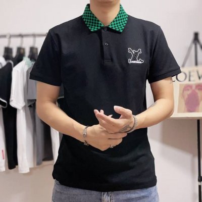 路易威登Lv 新品上市！2025夏季新款Logo男士翻领Polo衫！经典休闲商务男款，高端男装的天花板级别的商务男款！简约时尚大气不失优雅，单穿内搭体面过人，品