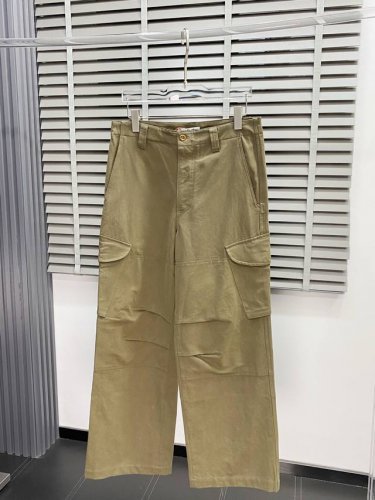 Ance Studios独家专供新款休闲阔腿工装裤 高端版本！专柜定制面料 透气舒适度高，细节无可挑剔，品牌元素设计理念，体现高品质。手感细腻柔软！呈现休闲裁剪