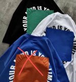 款号T1031 颜色：黑 白 尺码：S M L Xl 重工热固大面积油墨发泡 反复刷十几次浆才有这样的效果 细节还原到位 独特的反转Logo印花 个性且不易撞款