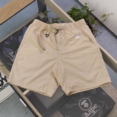 款号：Zz2431 2025新款Nike耐克Acg刺绣Logo图案腰带休闲情侣短裤五分裤，这条短裤，以柔和色调演绎百搭风尚。独特腰带设计，为整体造型增添利落感与