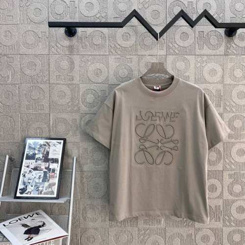 120 Loewe 罗意威 纯色字母分割刺绣大Logo精致升级，灵感源自八十年代复古 原版面料 官方同款 定制260克同缸染面料 手感非常舒服 春夏最新砖柜同步