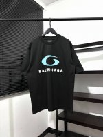130 高版本，质量很好！原版包装，柜子最新款领标！巴黎世家 Balenciaga男女同款胸前蓝色印花一排小字母，Loop Sports限定款短袖T恤！此款尺码