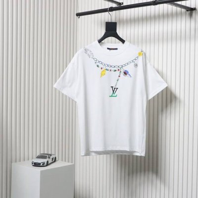 Louis Vuitton 路易威登 25Ss 创意项链字母Logo印花短袖T恤 面料采用高克重260G重精梳棉，定制1:1螺纹，面料舒适亲肤无异感，制定染面料