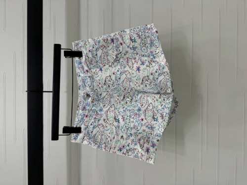P200上新原单高端品质 Chane* 2025春夏最新系列！画染度假阔腿牛仔短裤！定制斜纹棉牛仔材质 面料柔软舒适 透气性好 反复酵素水洗工艺处理 不易脱色串