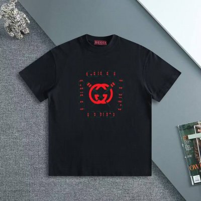 高品质]Gucci 古驰 25Ss 棒球棒印花短袖 面料采用280克重精梳棉，定制32支1*1螺纹，成衣两遍水洗处理，面料舒适亲肤无异感，定制定染面料，纺织密度