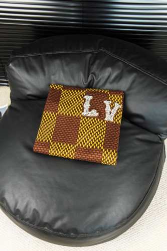 110 顶级版本-款号W45 louis Vuitton 路易威登 菲董设计施华洛世奇水钻刺绣短袖T恤 - Louis Vuitton法国路威酩轩集团-Lvmh