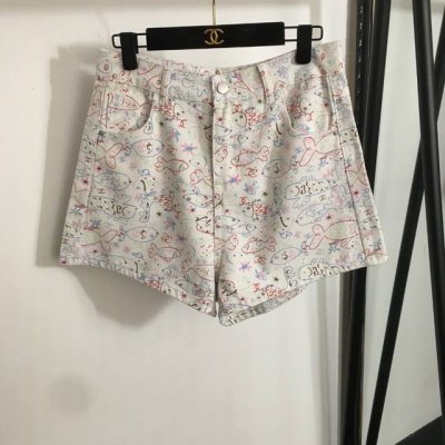 款号20253167 Chane*新款 小鱼涂鸦印花时尚百搭牛仔短裤 白色 -Xl M码 腰围74 衣长38