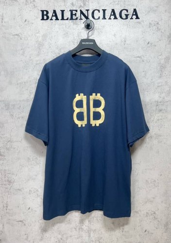 balenciaga巴黎世家顶级版本1:1官网品质 新款前后双B比特币印花短袖T恤 比特币彩拔工艺 网点+胶浆的融合 只有进口椭圆机才能展现出来 面料260G双