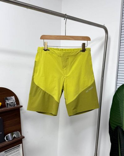 高端货 Arc Teryx 始祖鸟System-A 系列户外 休闲通勤 机能短裤 男女同款 它是可以被定义为一条‘皮肤裤’，防晒抗撕裂，整条裤子包括腰部全带弹力