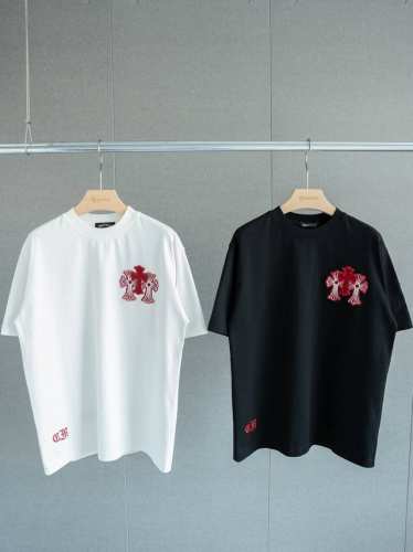 顶级Tee 强势上新 Chrome Hearts S S25 三十字架刺绣徽标圆领短袖T恤 货号：25-57 颜色： 黑色 白色 尺码： S M L Xl 尺寸