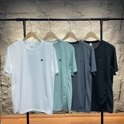 供 Kolon Sport可隆 都市运动吸湿排汗短袖T恤系列 科技面料 轻盈透气 激发运动潜能 立体剪裁工艺，贴合人体工学，增强穿着舒适性，无侧缝一体成型，减少