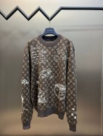 Lv MONOGRAM 绵羊毛衣14S机织提花组织面料，毛线工艺，双面经典老花提花设计，两正反面均是精致的提花工艺，精细纱线在最先进的电脑横机上进行双层无虚线提