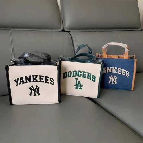 实拍图 批 款号 106 mlb专柜托特包单肩斜挎手提帆布刺绣英文字母大标休闲男女包 颜色 黑色 绿色 蓝色 尺寸 22X12X16Cm