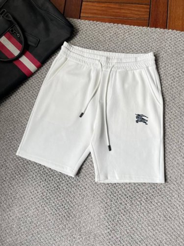 巴宝‘’Ss25男士休闲短裤，堪称百搭单品，弹性松紧腰边抽绳设计，手感柔软、保型性好、低弹丝的构造使裤身弹性恰到好处，并且不易起皱！码数：M-Xxxl