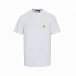 versace 范思哲 金标刺绣短袖 定制雅致温感棉，采用进口机刺绣工艺，精度高，线条流畅而细腻，面料都经过浇洗 手感质感更佳，不易变形，不易缩水，不易褪色，定
