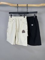 Lv 路易威登 2025夏季新款男士休闲短裤 高级定制夏季专用休闲裤透气面料 透气舒适度高 细节无可挑剔 品牌元素设计理念 体现高品质 手感细腻柔软 呈现休闲裁