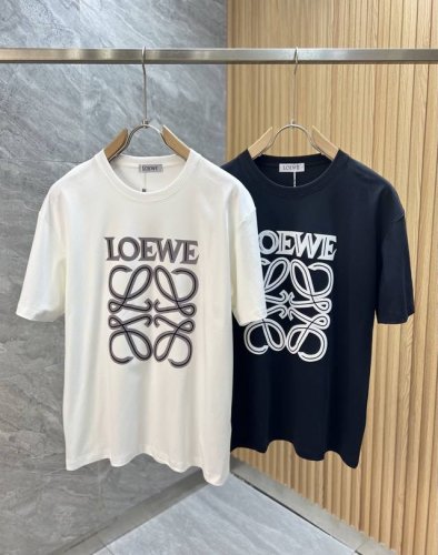 Loewe 罗意威 2025年春夏新品上新 三标齐全 圆领短袖T恤 好货不用过多介绍 看细节 专柜码数 M-Xxxl 175 140建议L