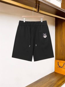 Moncler 蒙口 2025Ss贸易渠道货品.休闲运动短裤 无从释怀的经典款,休闲时尚感略带锋利.精简的比例化裁剪铸就随性百搭. 客供高密400G面料,区别于