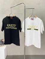 Gucci古驰独家专供新款原单男士休闲短袖 高端定制 高端版本 时尚百搭爆款进口面料 手感超柔软细腻 穿着亲肤舒适 高端精品 代工厂p精细做工 上身非常赞 男士