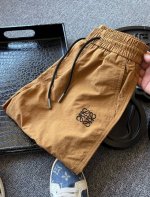 主推 ！冰氧新品短裤！ 人气爆款！Loewe 罗意威专柜新品冰氧锦棉短裤！恒隆在售万元级，款号：2067 罗意威家今年最新冰氧锦纶面料！ %纯锦纶成分贴身肌肤特