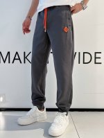 p260 爱马仕 2025Ss早春新款新款男士休闲裤、商务休闲款！！重在面料！婴儿肌肤般的柔滑！！客供定织料，入手便知极具柔滑面料，手感柔软亲肤，上身挺括有型，