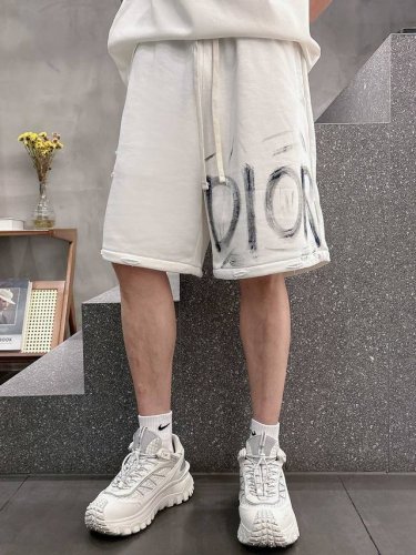 Dior 顶级货品 2025春夏新款休闲短裤 品牌经典Logo休闲裤 定制面料 舒适度极好 手触感强烈 辨识度极高 完美品相工艺 尺码 M-3Xl