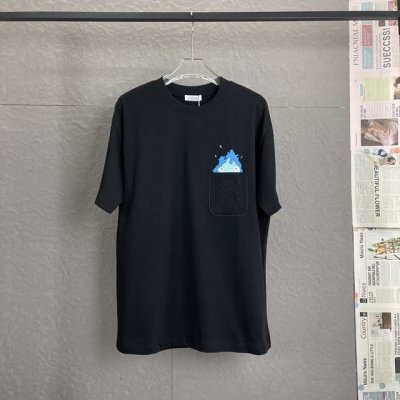 A49 loewe 罗意威 高版本300高克重 哈尔的移动城堡口袋火焰人 刺绣工艺 独家专供新款原单男士休闲短袖 高端定制 高版本 时尚百搭爆款 进口面料 手感