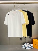 Ss迪桑特纯棉最新面料经典标识图案Logo时尚简约潮流短袖，最顶级的品质专柜原单短袖，顶级制作工艺进口面料，专柜款独特设计，采用进口高端订制面料。官网在售！面料
