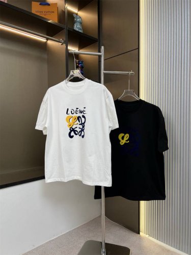 Loewe罗意威2025Ss新款植绒拼色印花情侣休闲短袖T恤 最高版本！定制面料290克双纱！植绒拼色印花工艺设计！ 辅料：开模原版过鉴定领标100%真丝洗水标